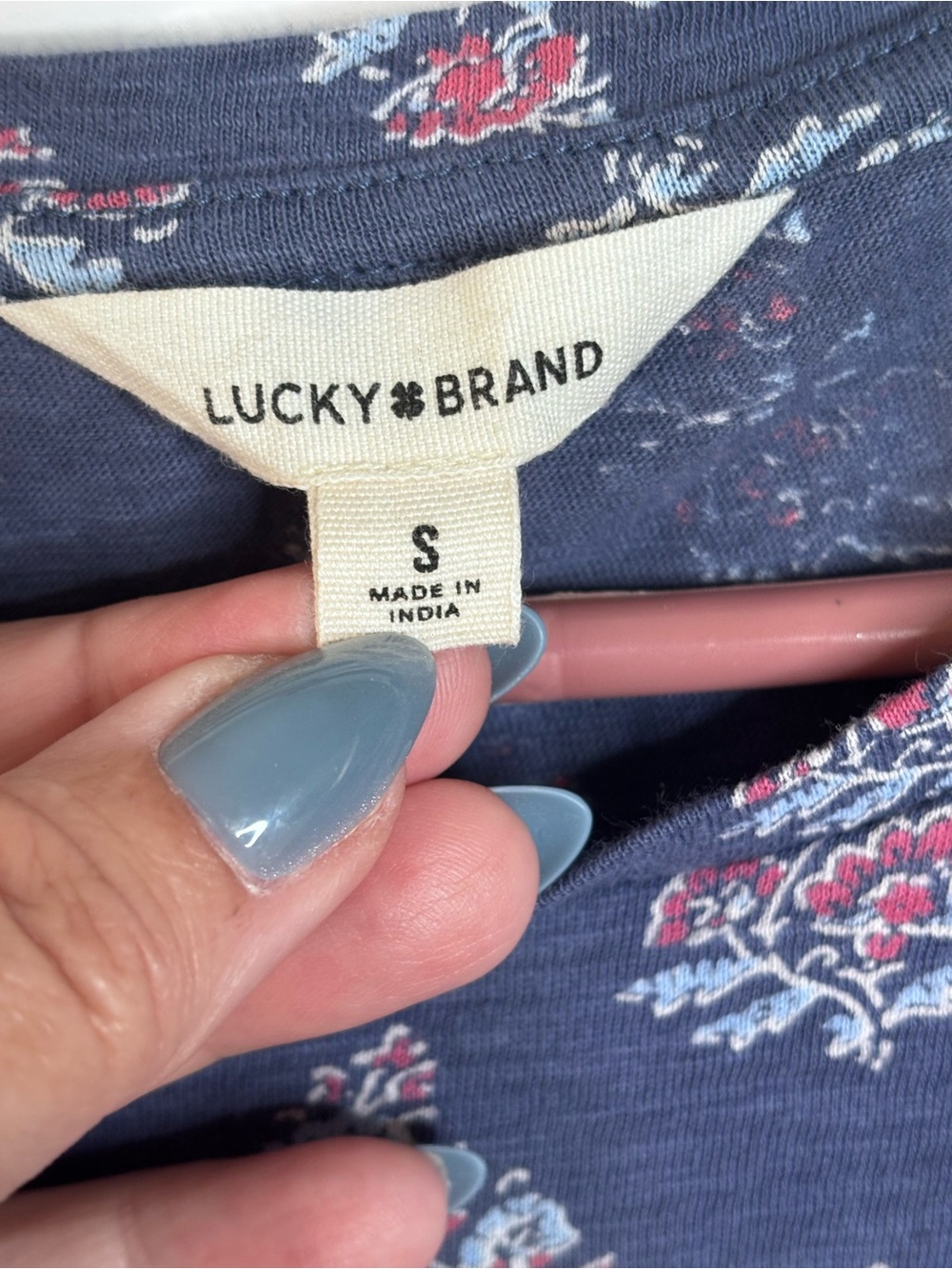 Lucky Brand Navy Floral Short-Sleeve Tee sz S - Picture 2 of 7